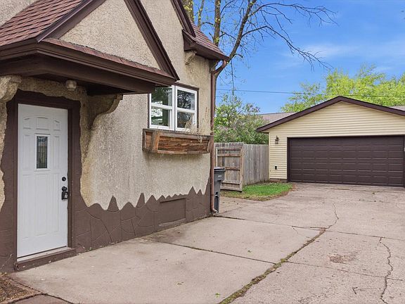 3rd image of 311 Murphy St