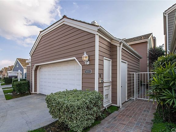 2nd image of 6052 Avenida De Castillo