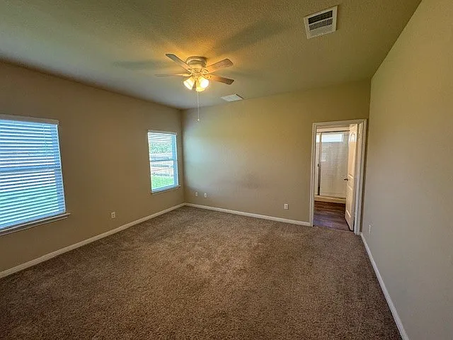 1054 Gaelic Dr — Photo 7