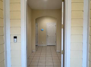 3648 Pine Knot Dr, Valrico, FL 33596