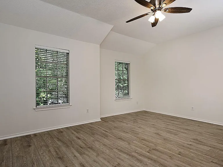 222 Blushwood Pl — Photo 20