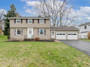 107 Eaton Rd, Rochester, NY 14617