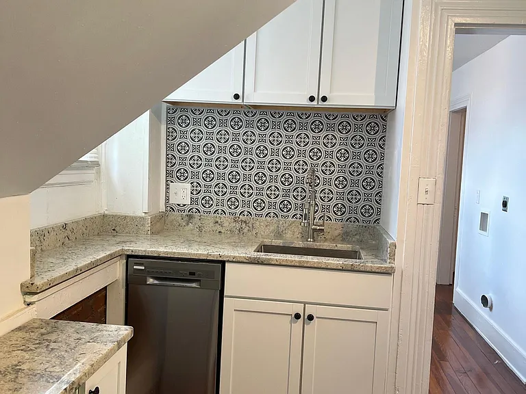 1409 S 1st St #3 — Photo 12