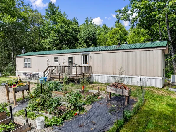 41 Vickerson Drive, New Gloucester, ME 04260