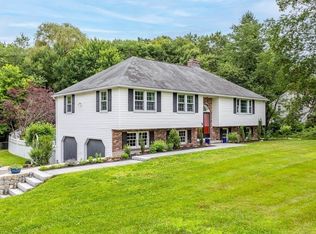 71 Pompositticut St, Stow, MA 01775