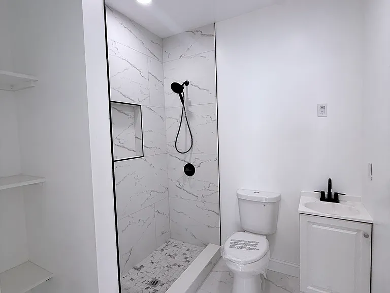 41 Sampson St #1 — Photo 1