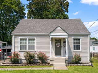 1207 Carrico Ave, Louisville, KY 40215