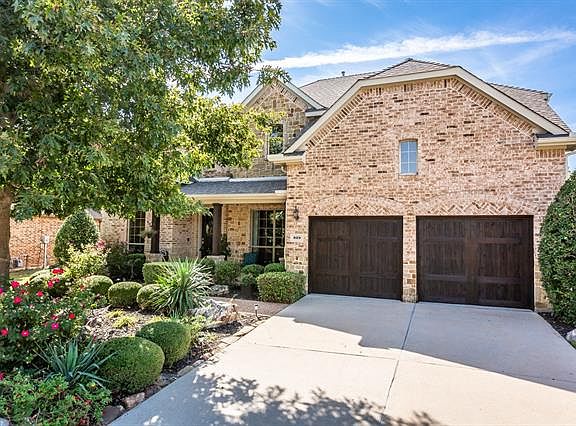 2nd image of 829 Hidden Springs Ct