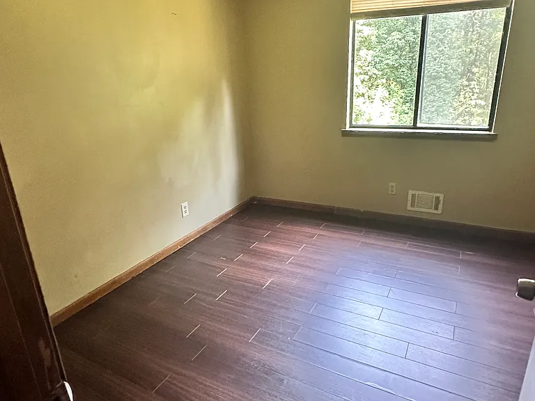 3335 Hillside Dr — Photo 18