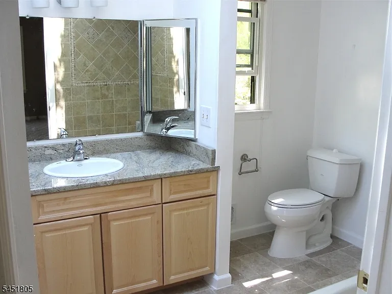 114 Mountain Ave — Photo 9