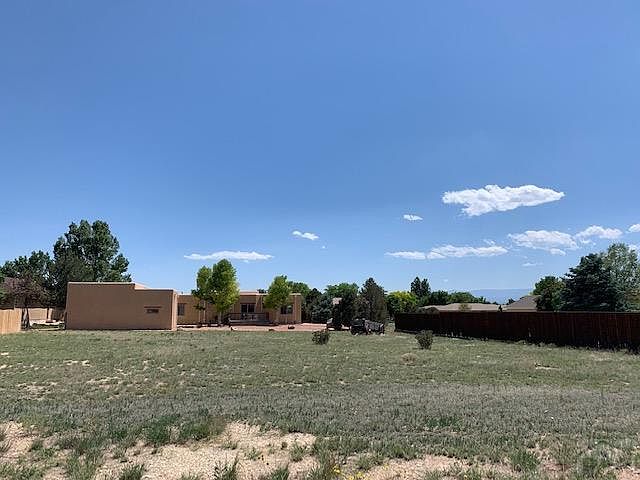 1st image of 380 W Burke Dr