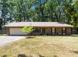 38 Fern Ln, Conway, AR 72032