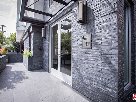 4th image of 7133 Hawthorn Ave APT 307