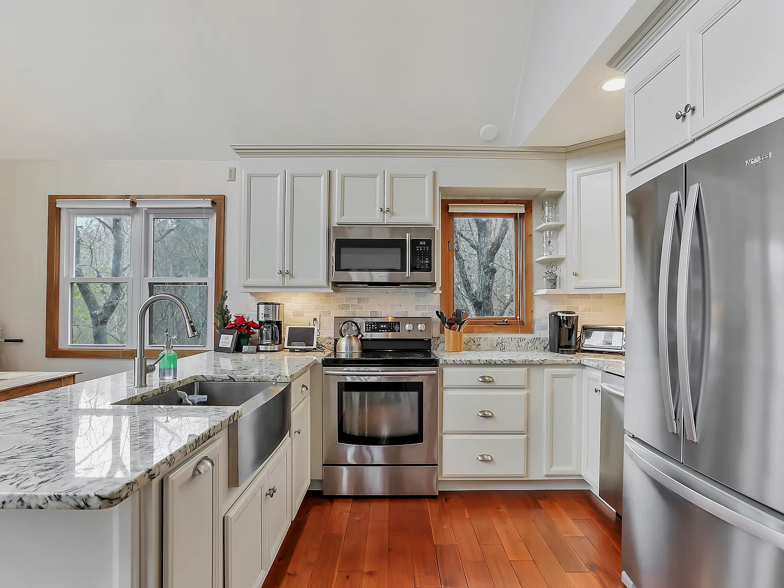 3 bed, 1469 sqft, $3,000 — Photo 2