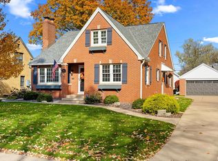 809 W Stratford Dr, Peoria, IL