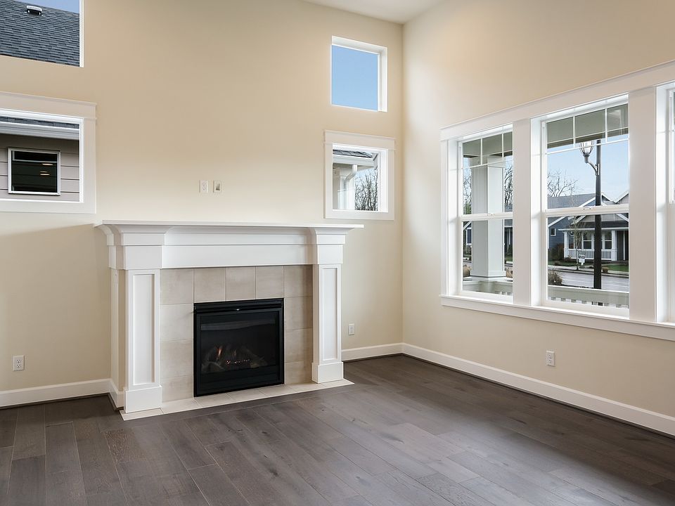 1st image of 3635 Oakwood St SE