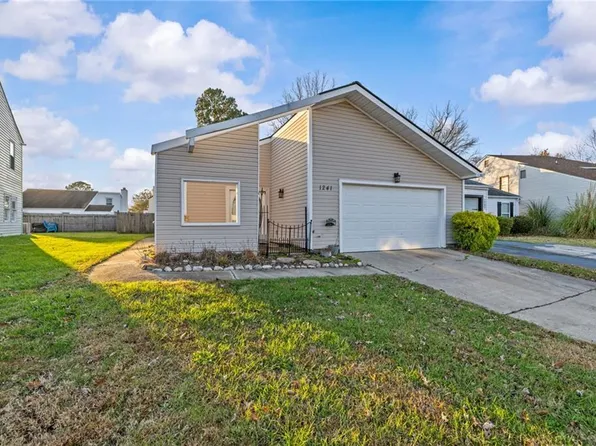 1241 Christian Ct, Virginia Beach, VA 23464