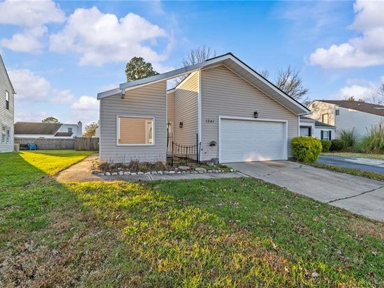 1241 Christian Ct, Virginia Beach, VA 23464