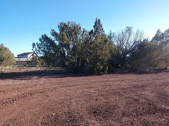 2nd image of 2053 Silver Creek Dr