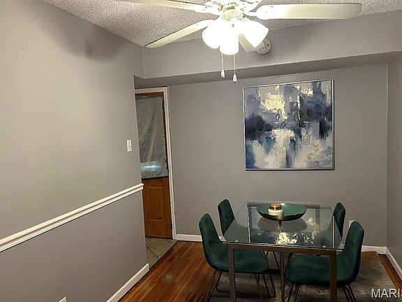 5th image of 10429 Renfrew Dr