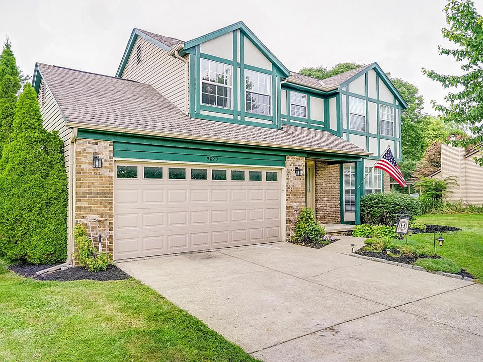 1st image of 9829 Meadow Wood Dr