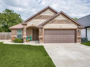 132 N Normandale St, White Settlement, TX 76108