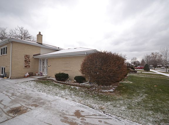 4th image of 10333 S Kilpatrick Ave