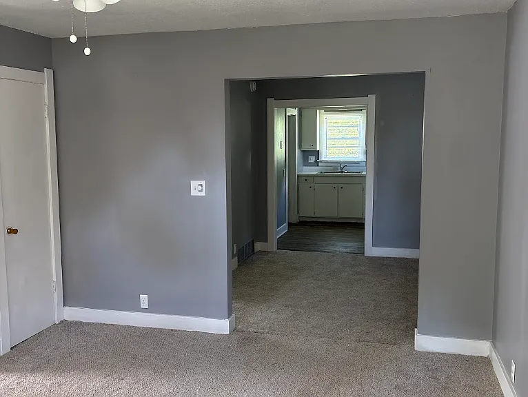 6232 Poppleton Ave — Photo 8