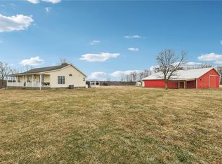 785 Cameron Rd, New Castle, PA 16101
