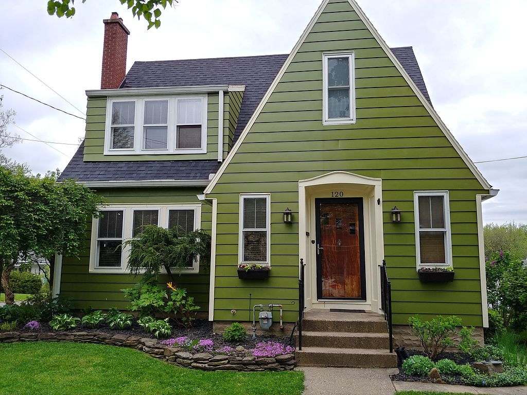 120 Sheridan St - Property Image