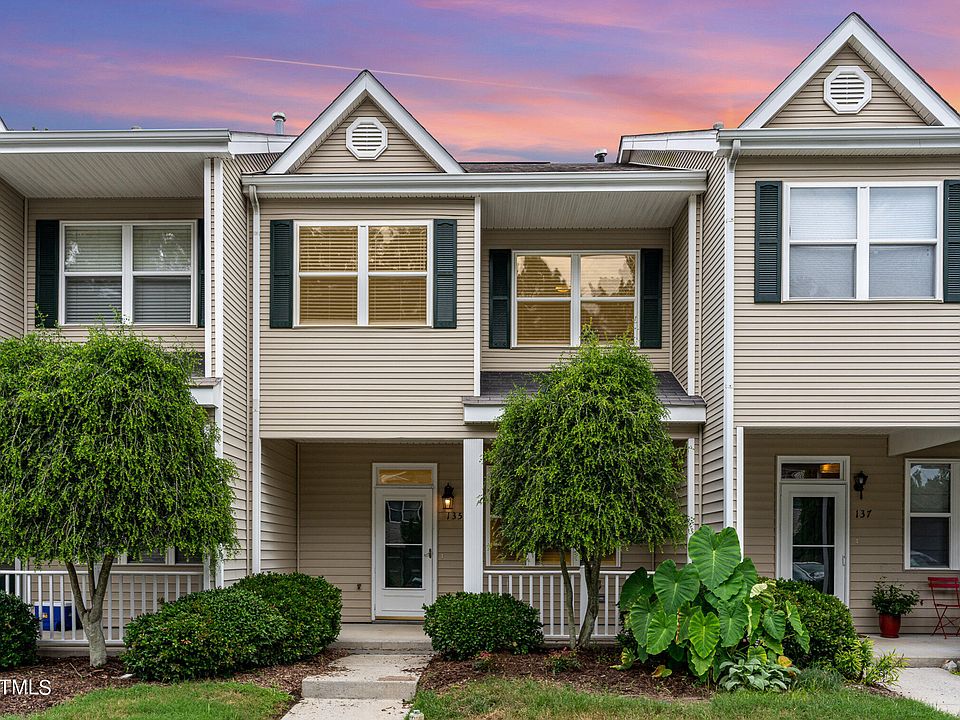 1st image of 135 Licorice Dr