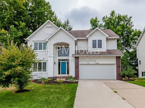 14440 Briarwood Ln, Urbandale, IA 50323