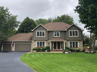2390 Archer Ln N, Plymouth, MN 55447