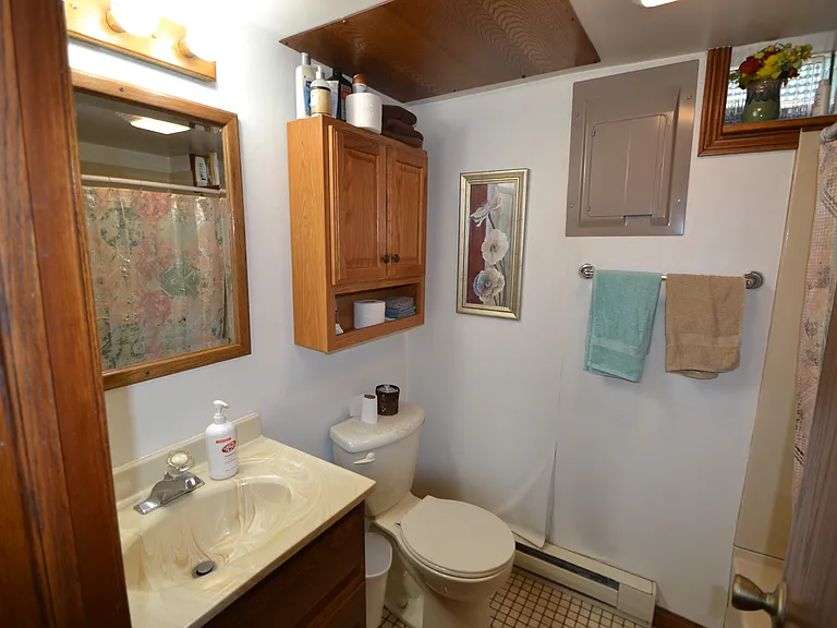 1504 Greeley St S #6 — Photo 12