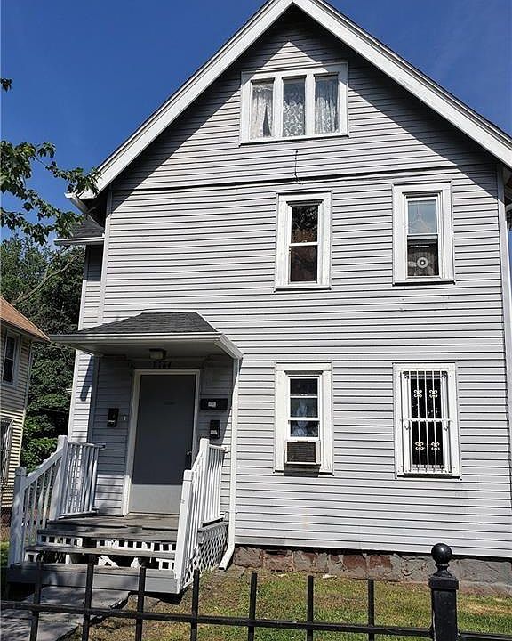 2nd image of 1164 Broad St