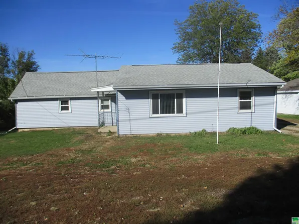 310 E 3rd Ave, Quimby, IA 51049