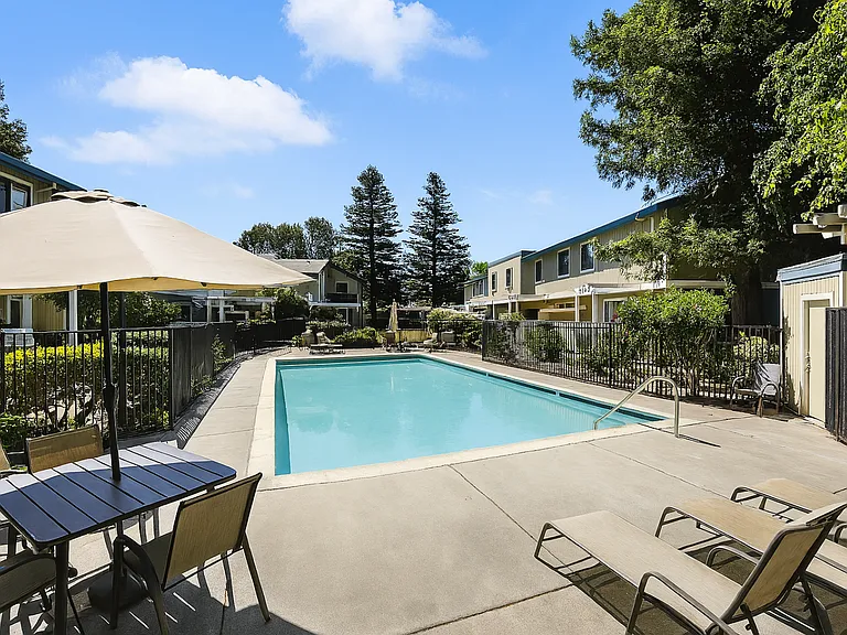 Redwood Landing — Photo 8