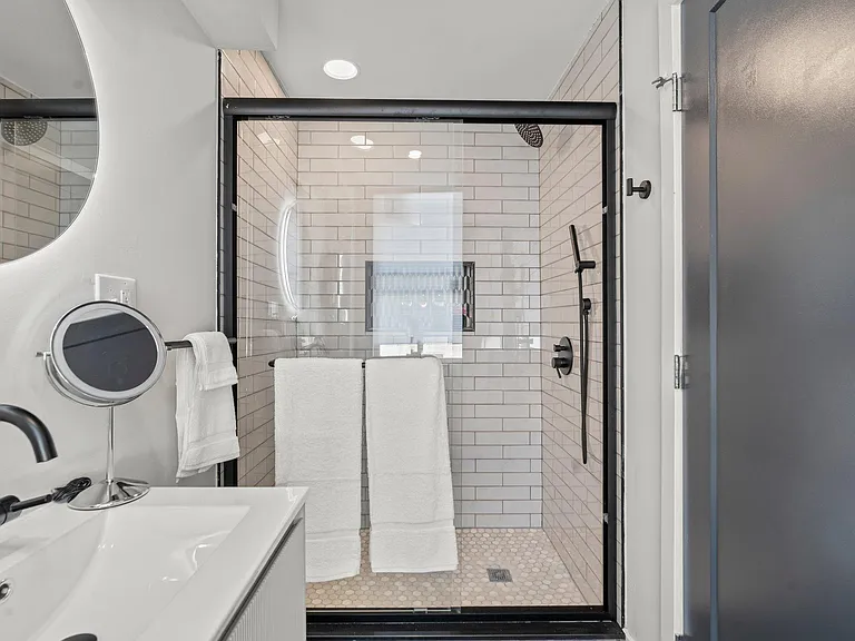 1334 E Passyunk Ave #3 — Photo 17