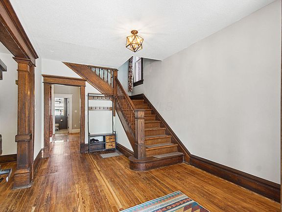 5th image of 772 Bellows Ave