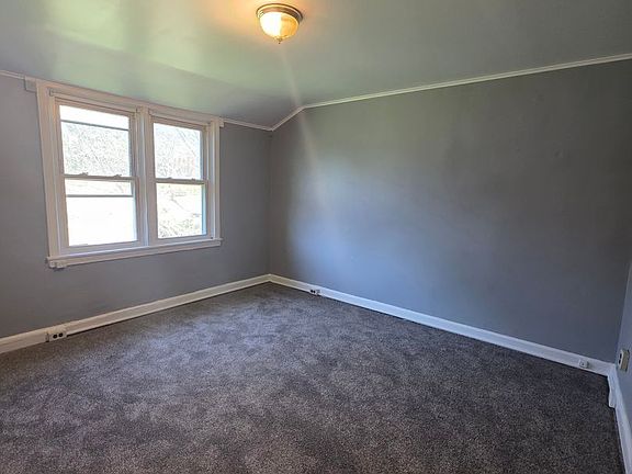 5th image of 403 Greenhill Ave #2