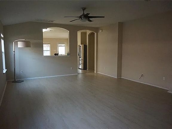 4th image of 5617 Adair Dr