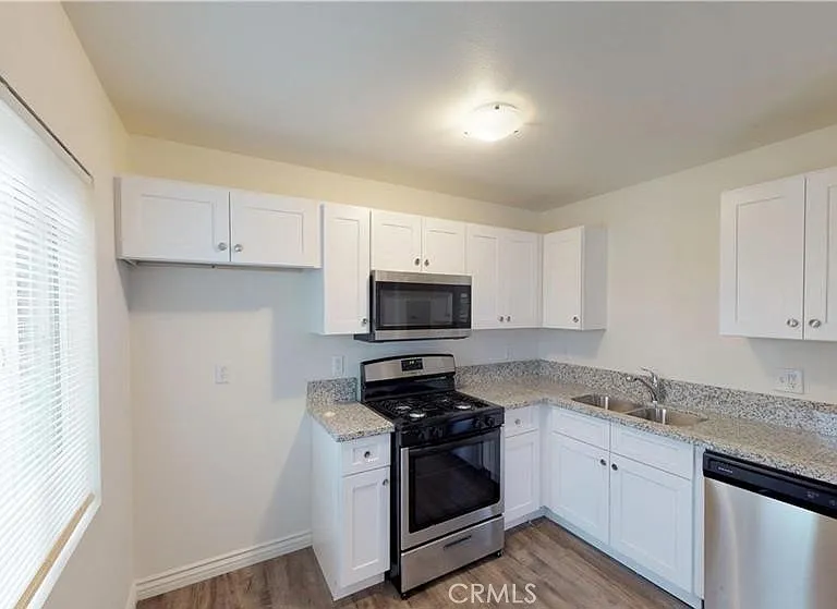 9395 Mission Blvd #B — Photo 3