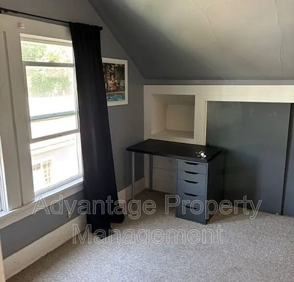 335 NW 10th St #10TH335-1 — Photo 1
