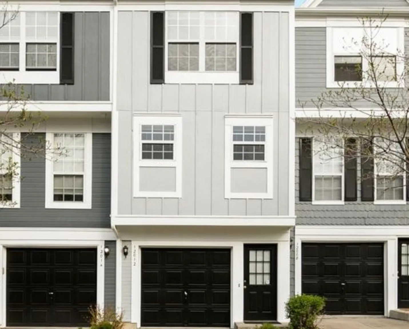 2 bed, 1304 sqft, $2,150 — Photo 2