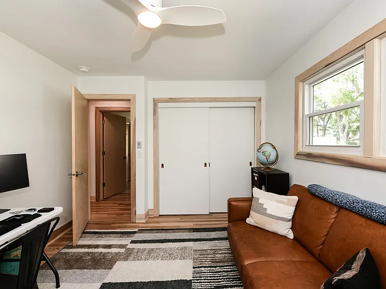 10526 Forrest Dr — Photo 15