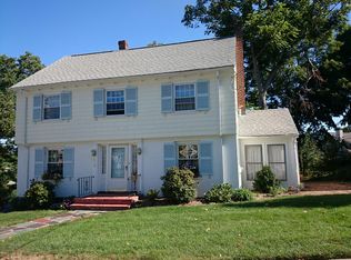 370 Park St, West Roxbury, MA 02132