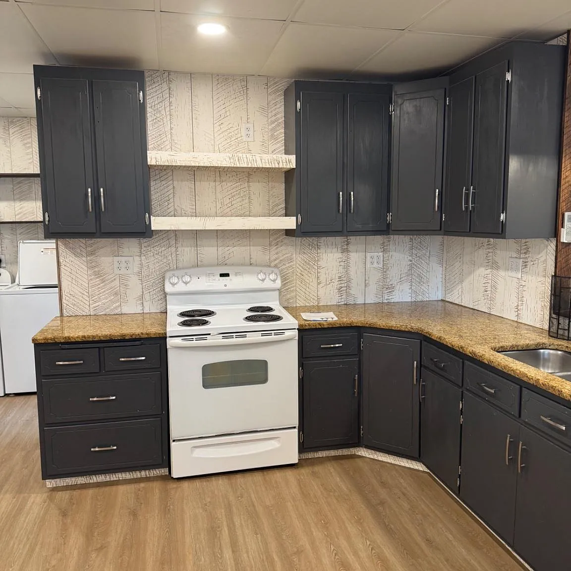 1191 Lancaster Pike — Photo 3