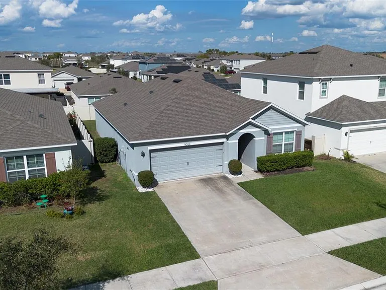 9009 Pinales Way — Photo 2
