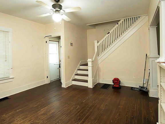 2nd image of 2006 Vinton St