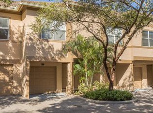 877 Normandy Trace Rd, Tampa, FL 33602